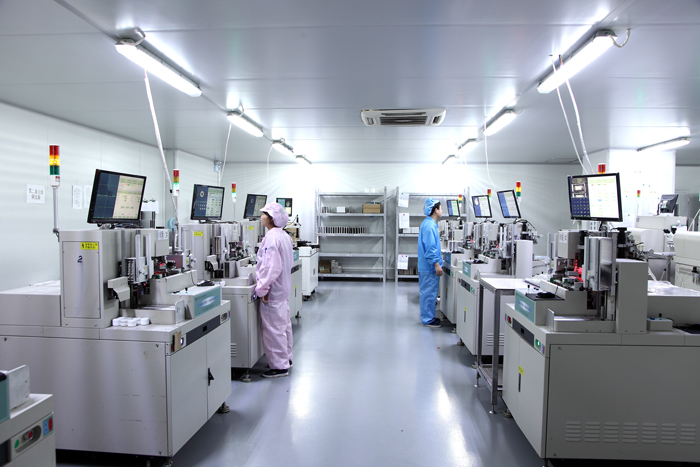 半導(dǎo)體無(wú)塵車間的圖片 半導(dǎo)體無(wú)塵車間的圖片