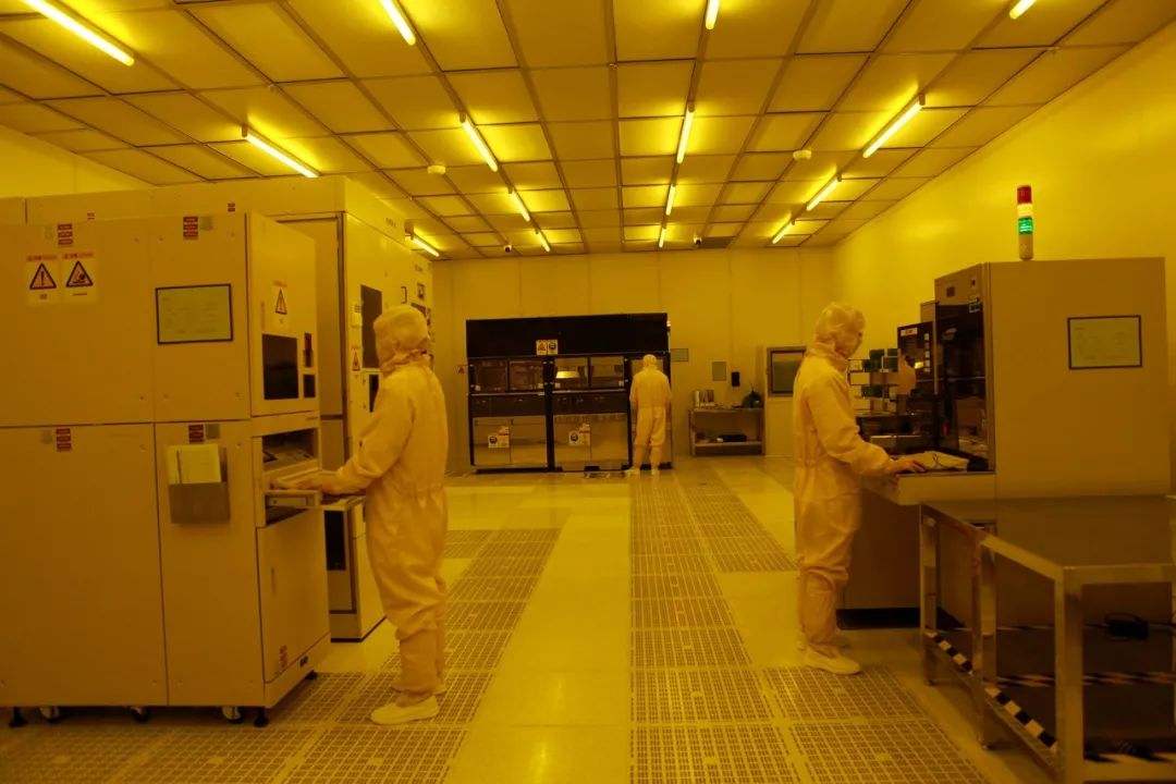 千級芯片潔凈廠房的圖片 千級芯片潔凈廠房的圖片